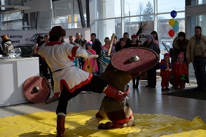 Бой с топором